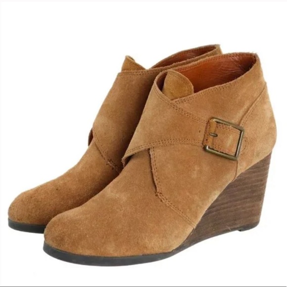 Lucky Brand Shoes - LUCKY BRAND | Sumatran Tan Suede wedge heel buckle ankle bootie women’s 6.5